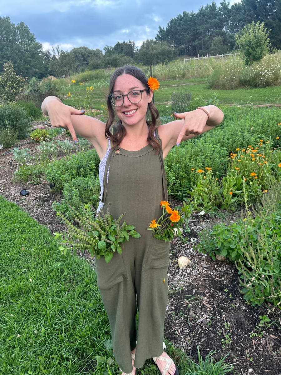 Deanne, herbalist and herbal program lead